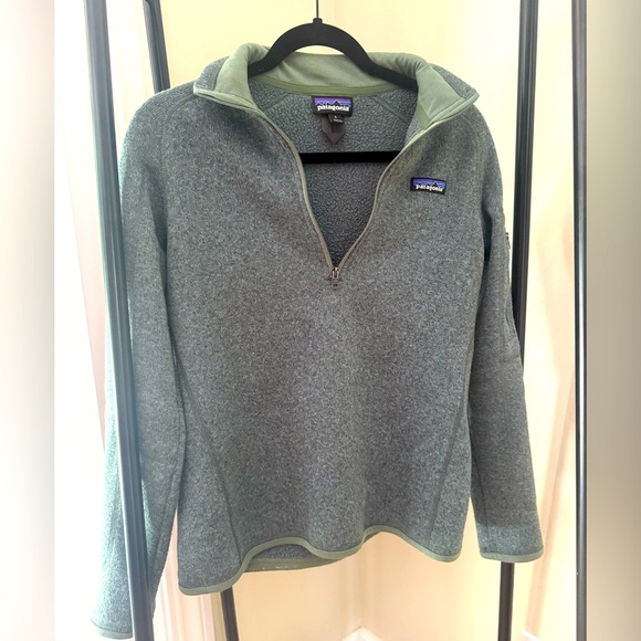 Patagonia Green Quarter-Zip Pullover - Picture 1 of 4